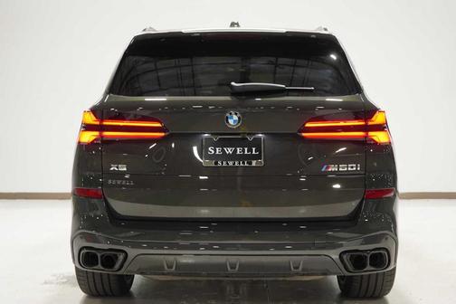 2026 BMW X5 M60i