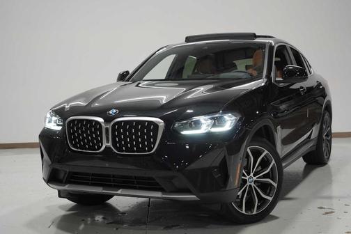 2024 BMW X4 xDrive30i