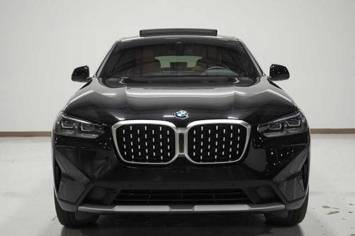2024 BMW X4 xDrive30i