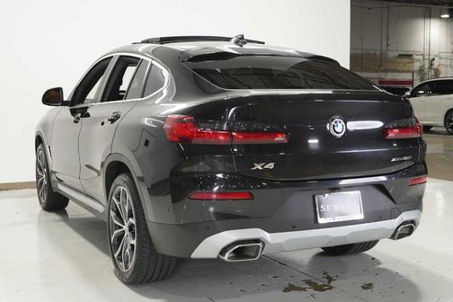 2024 BMW X4 xDrive30i