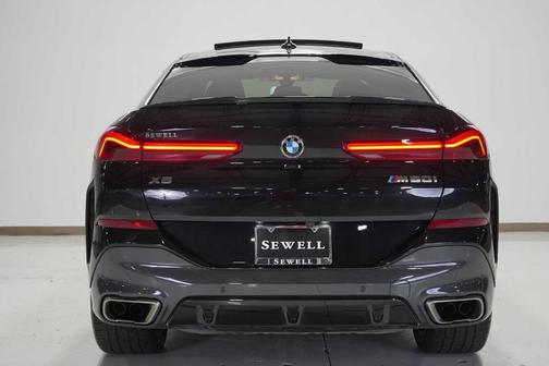 2022 BMW X6 M50i