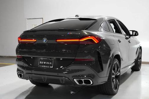 2025 BMW X6 M60i