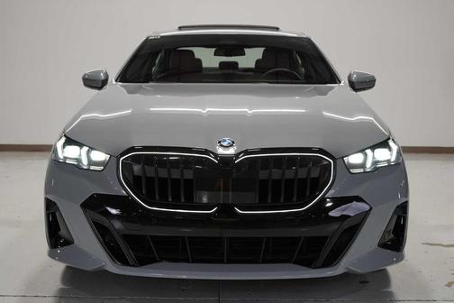 2025 BMW 530 i