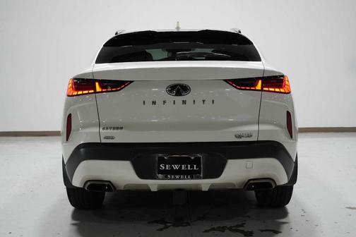 2023 INFINITI QX55 LUXE