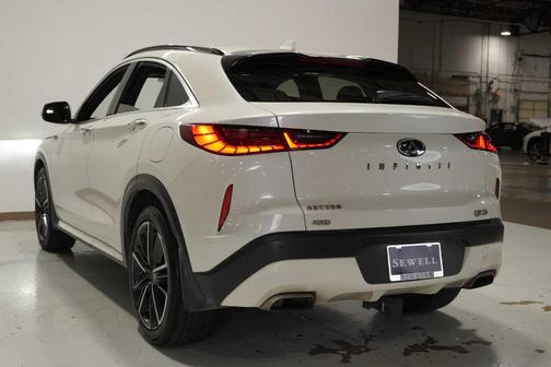 2023 INFINITI QX55 LUXE