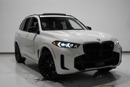 2025 BMW X5 M60i