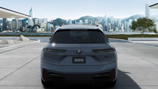 2026 BMW iX M70