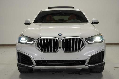 2023 BMW X6 xDrive40i