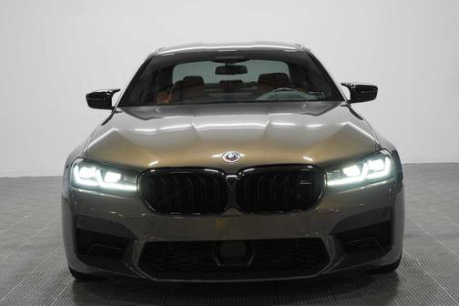 Gray Metallic 2023 BMW M5 Base