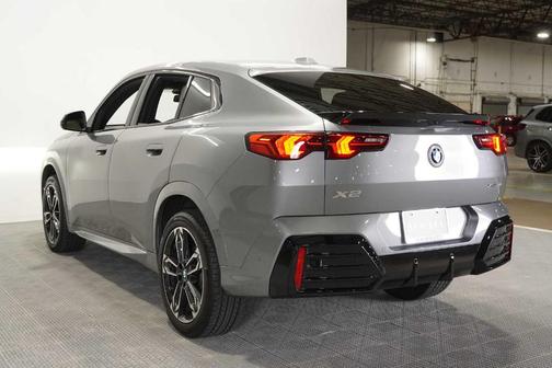 2025 BMW X2 xDrive28i