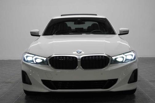 Alpine White 2024 BMW 330 i
