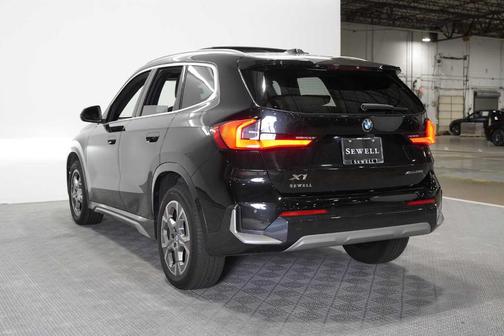 Black Sapphire Metallic 2025 BMW X1 xDrive28i