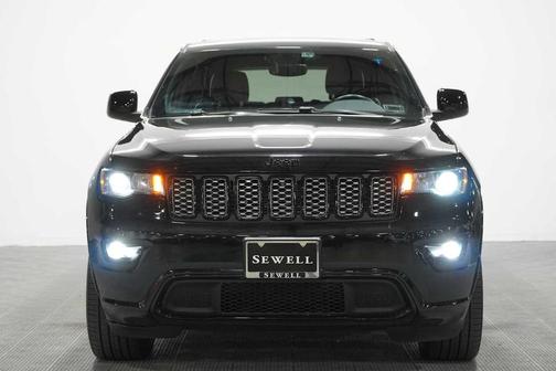Diamond Black 2019 Jeep Grand Cherokee Altitude