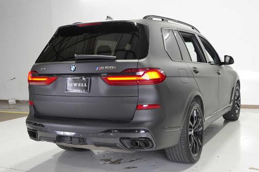 2021 BMW X7 M50i