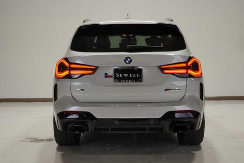 2023 BMW X3 M40i