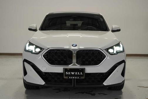 2025 BMW X2 xDrive28i