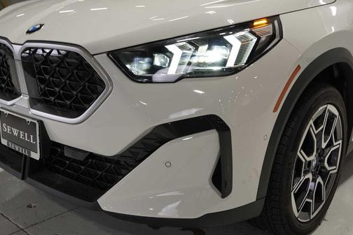 2025 BMW X2 xDrive28i