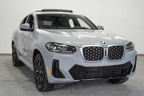 2025 BMW X4 xDrive30i