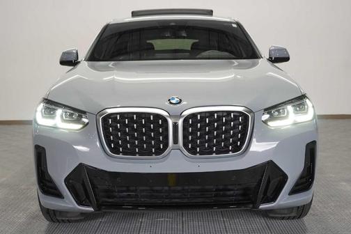 2025 BMW X4 xDrive30i