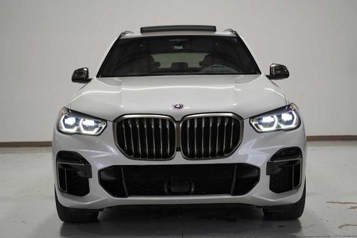 2023 BMW X5 M50i