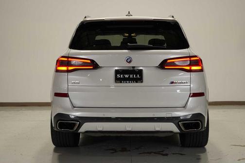 2023 BMW X5 M50i