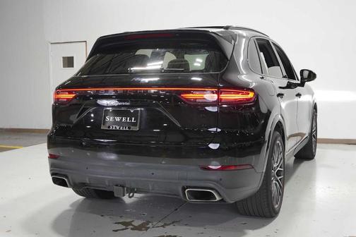 2022 Porsche Cayenne