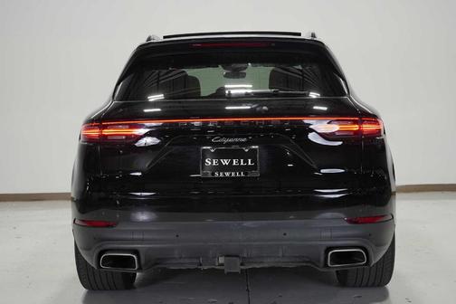 2022 Porsche Cayenne