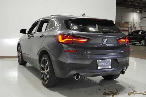 2022 BMW X2 sDrive28i