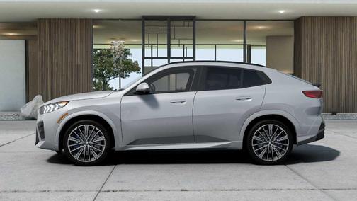 2025 BMW X2 xDrive28i