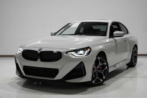 2025 BMW 230 i xDrive