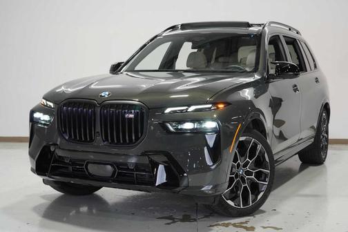 2025 BMW X7 M60i