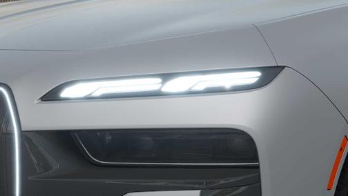 2025 BMW 760 760i xDrive