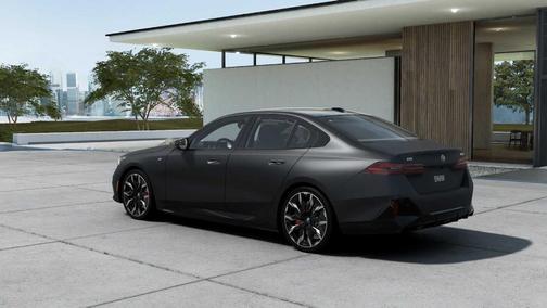 2025 BMW i5 M60