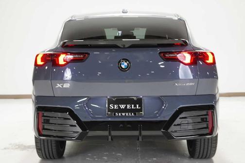 2025 BMW X2 xDrive28i