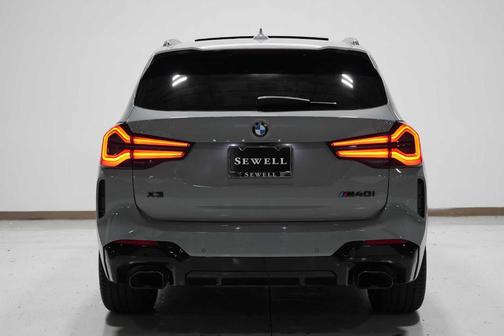 2023 BMW X3 M40i