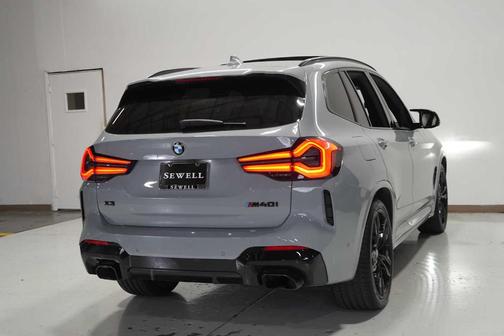2023 BMW X3 M40i