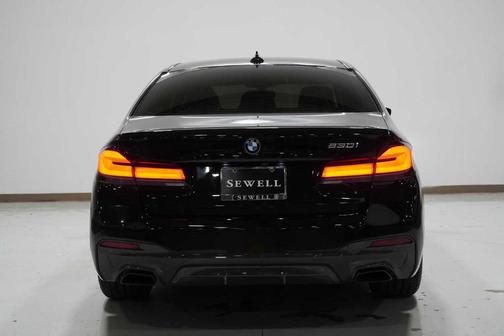 2021 BMW 530 i