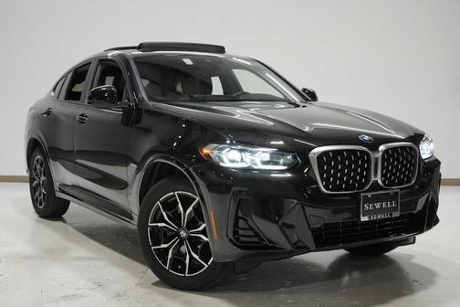 2025 BMW X4 xDrive30i