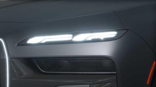 2025 BMW 760 760i xDrive