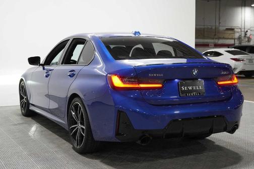 Portimao Blue Metallic 2024 BMW 330 i