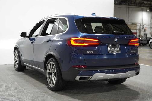 Phytonic Blue Metallic 2020 BMW X5 sDrive40i