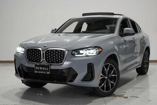 2025 BMW X4 xDrive30i