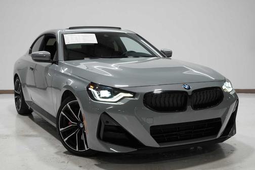 2022 BMW 230 i