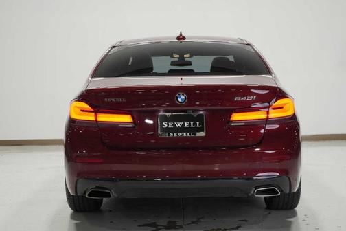 2023 BMW 540 i