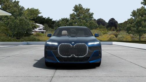 2025 BMW 740 i