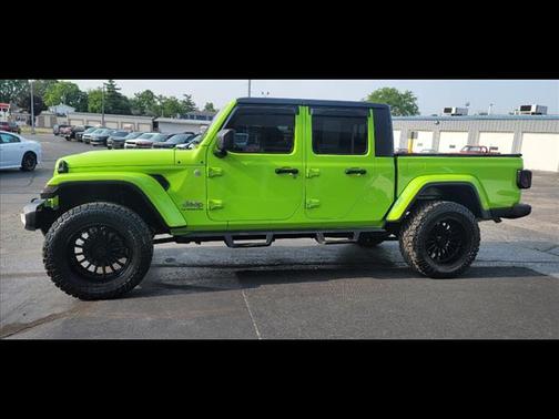 2021 Jeep Gladiator Overland