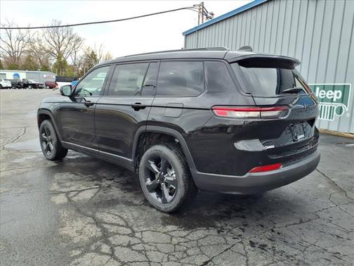 2025 Jeep Grand Cherokee L Altitude
