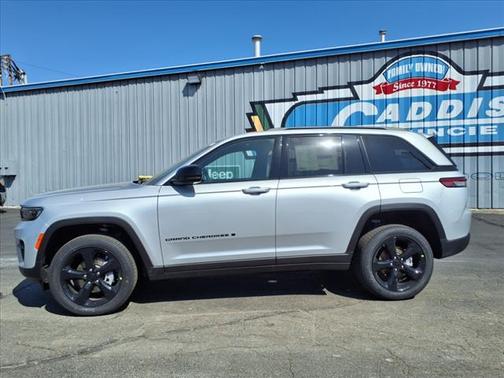2025 Jeep Grand Cherokee Altitude