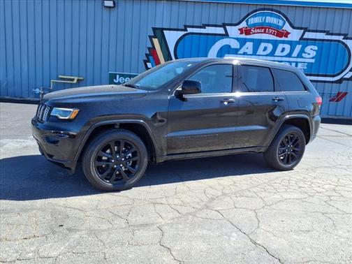 2022 Jeep Grand Cherokee Laredo