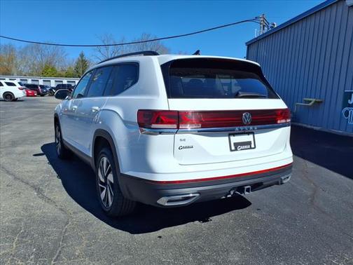 2024 Volkswagen Atlas 2.0T SE w/Technology